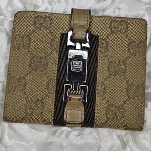 Gucci Jackie Wallet w/ Piston Lock